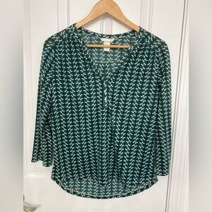 H&M Green Patterned Lightweight Blouse
